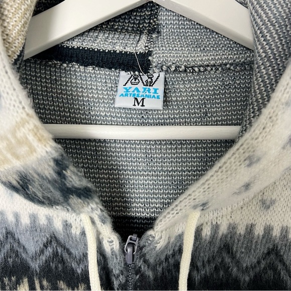 Yari Artesanias Ecuador Wool Llama Print Hooded Zip Up Sweater Jacket Size M - Picture 2 of 16